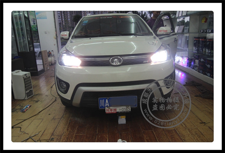 成都長(zhǎng)城M4車燈改裝Q5雙光透鏡氙氣燈LED日行燈成都天一車燈