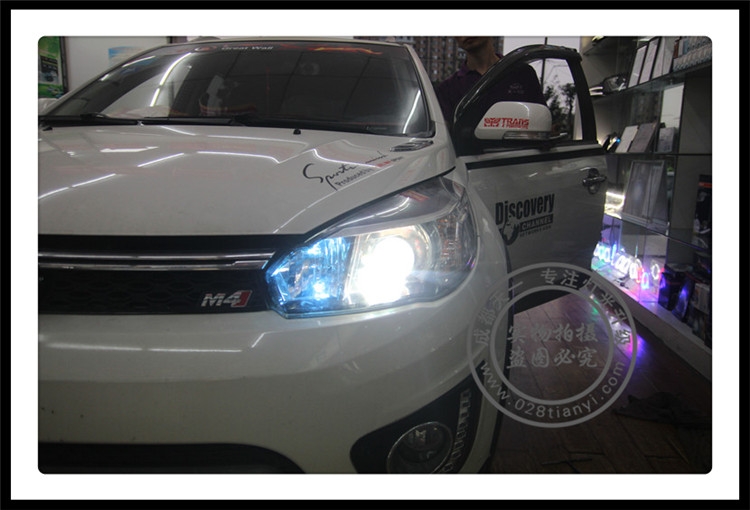 成都長(zhǎng)城M4車燈改裝Q5雙光透鏡氙氣燈LED日行燈成都天一車燈