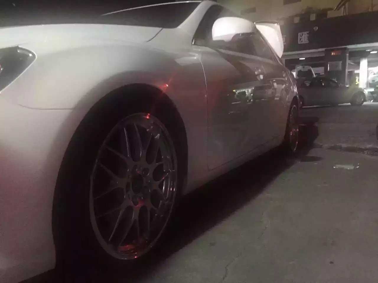 銳志，裝BBS RGR 19寸