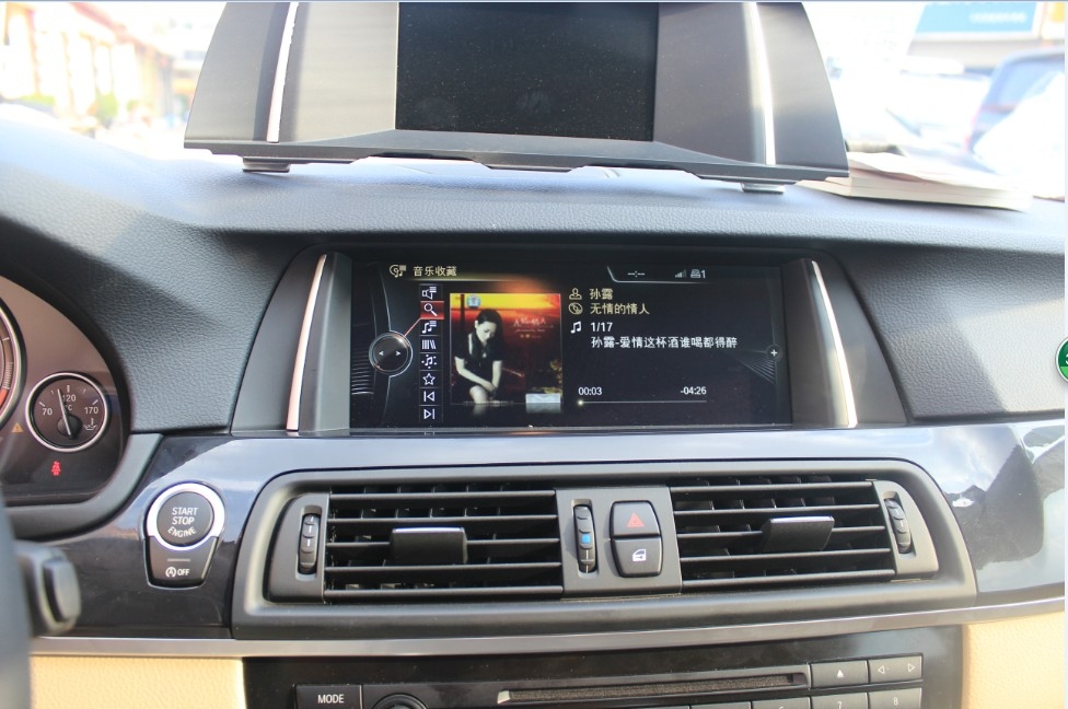 寶馬5系原車屏升級導(dǎo)航倒車影像模塊