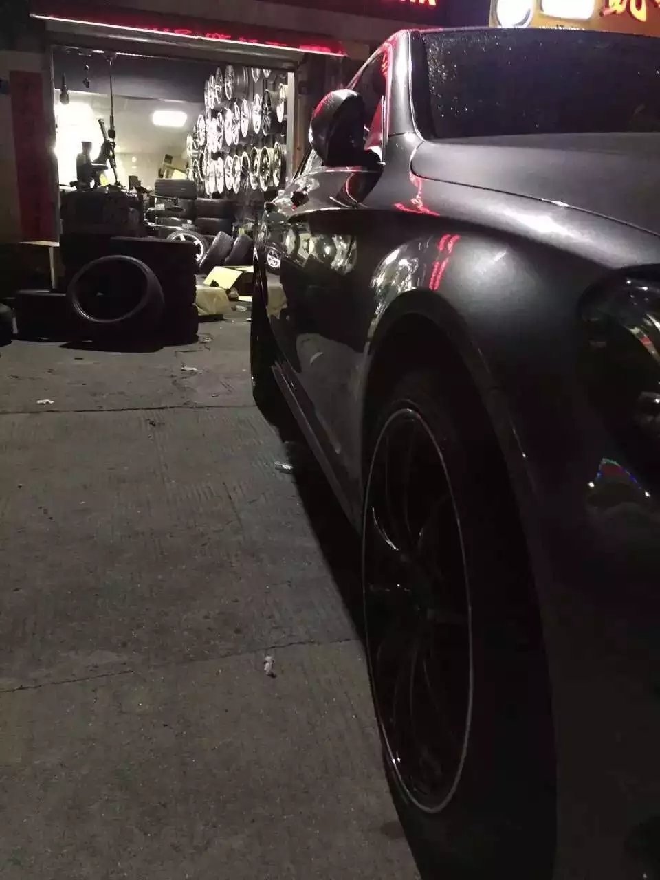 奔馳 C260 升級(jí) 19寸 RAYS G25