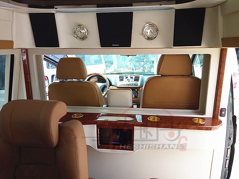 【鄭州車時尚】奔馳威霆內(nèi)飾航空座椅改裝/商務(wù)車定制改裝/讓您體驗舒適的車“居‘生活