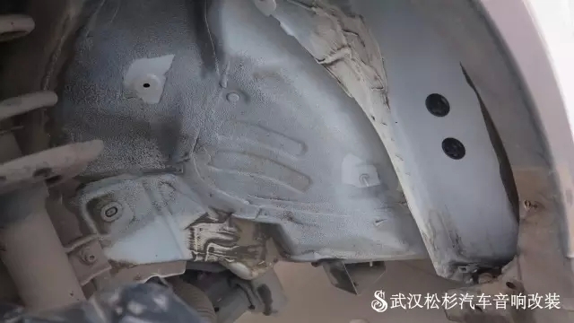 【武汉松杉汽车音响改装店】马自达CX-5升级轮毂汽车隔音降胎噪