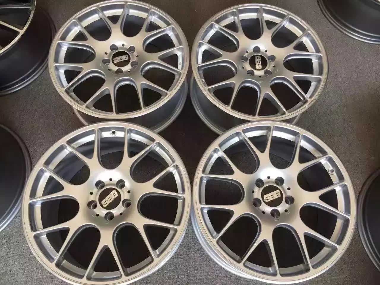 奔馳，裝 德國 BBS  19寸 完工！