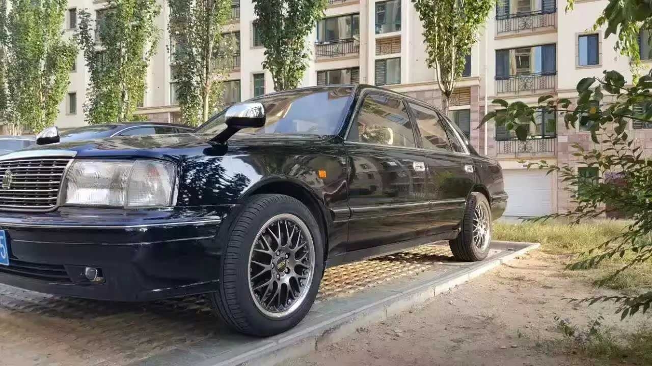 老皇冠 換BBS RS 17寸 ，漂亮！