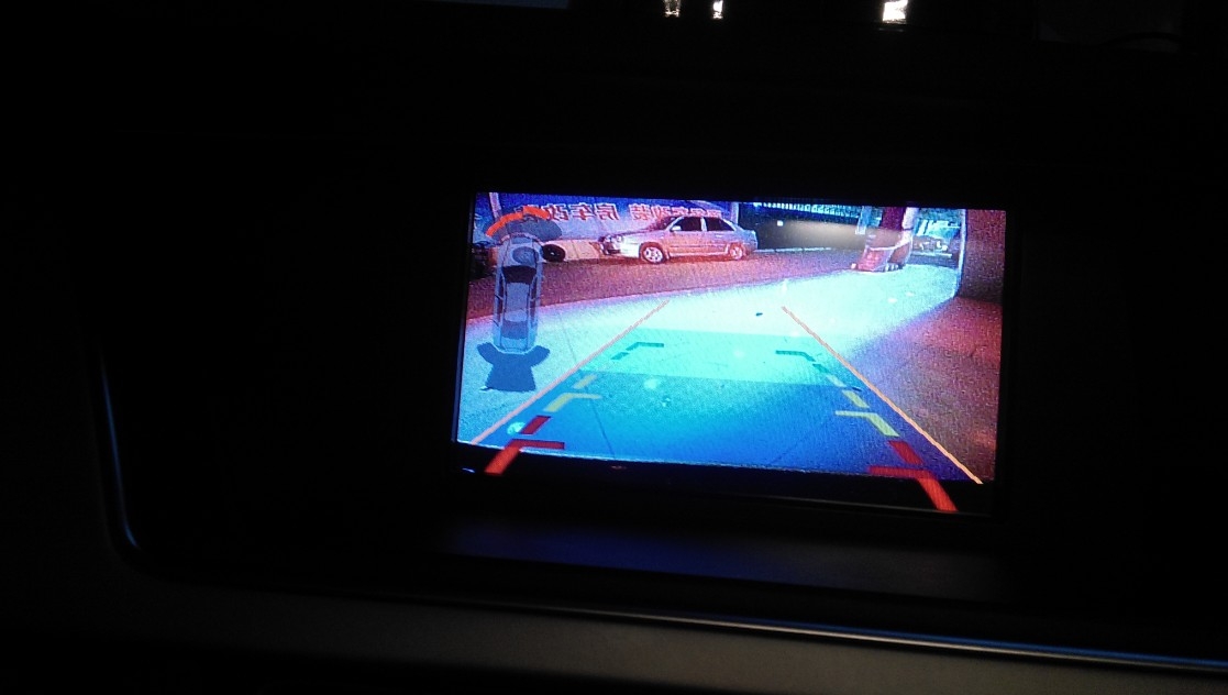 奧迪A4L原車屏升級DVD導(dǎo)航