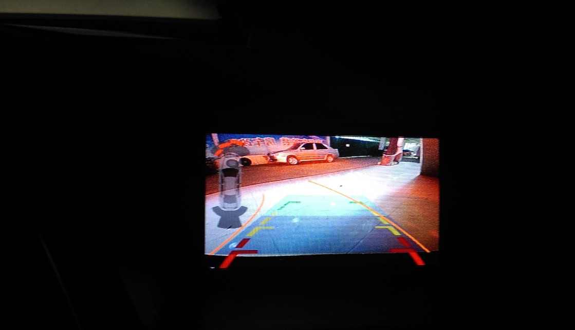 奧迪A4L原車屏升級DVD導(dǎo)航