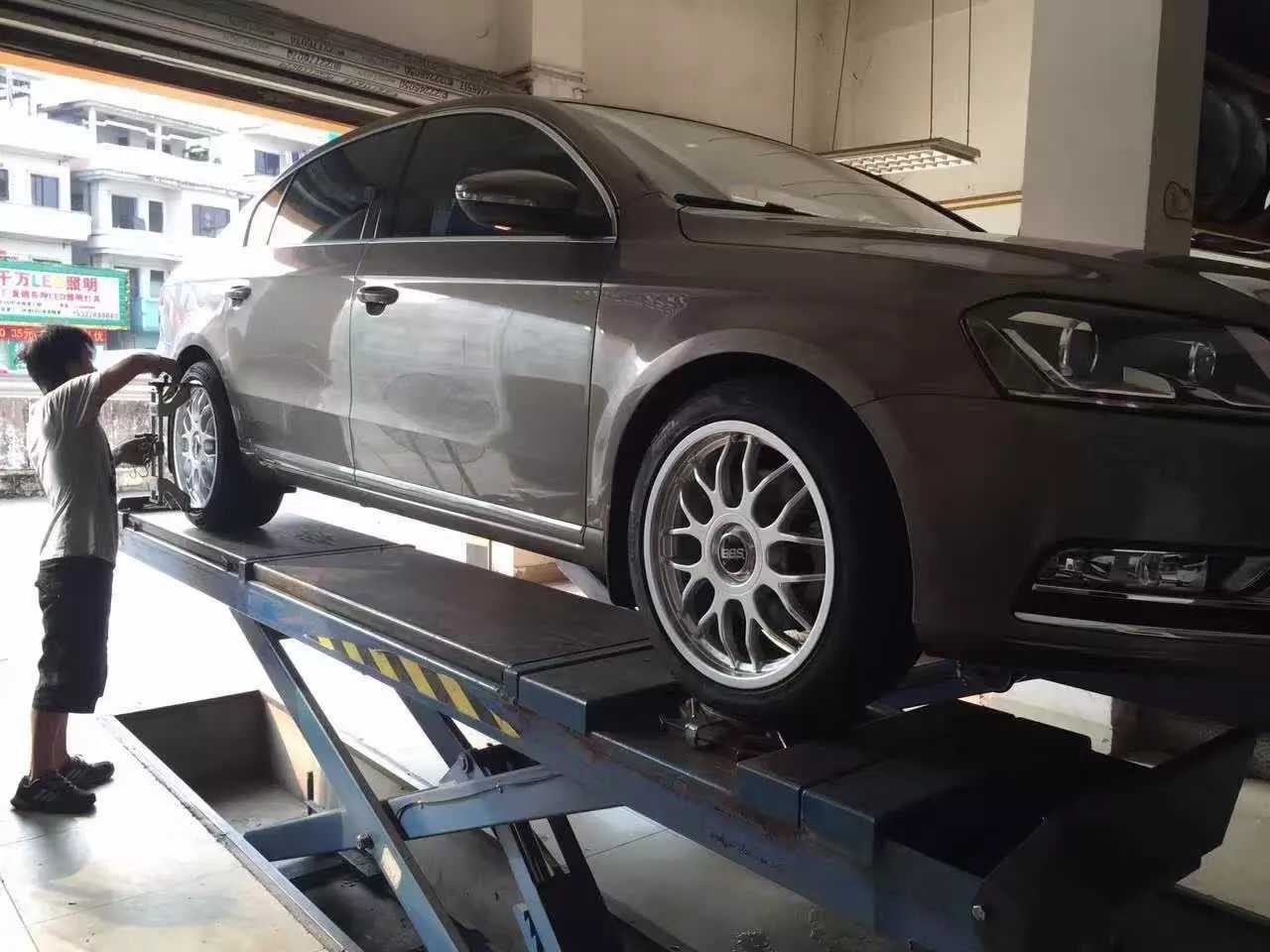 邁騰，裝 BBS RG 18寸