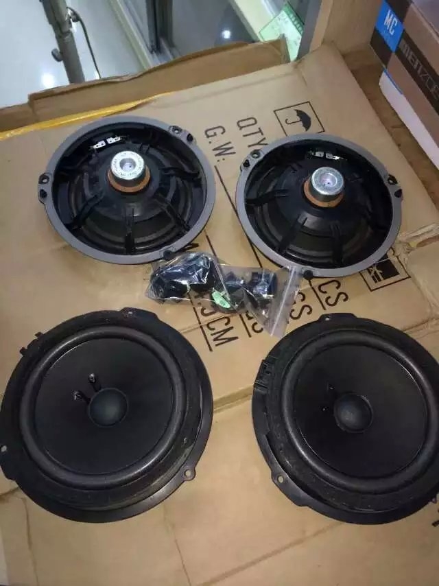 廣西南寧福特蒙迪歐音響改裝勁浪喇叭+愛威小鋼炮－途悅汽車音響