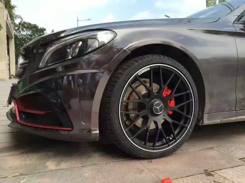 奔馳C200 升級(jí)19寸C63S 鍛造定制輪轂