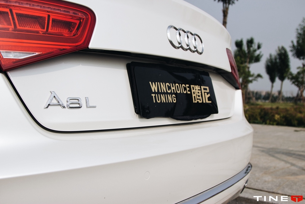 AUDI 奧迪 A8 W12 升級換裝 PWF 糖果白