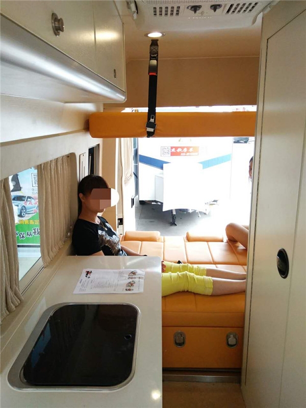 東風御風長軸內(nèi)飾簡裝版--房車