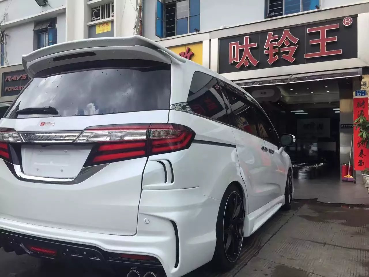 剛提車就改 RAYS G25 19寸，奧德賽