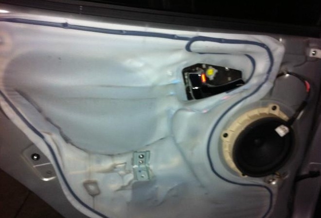 現(xiàn)代iX35雷貝琴音響改裝