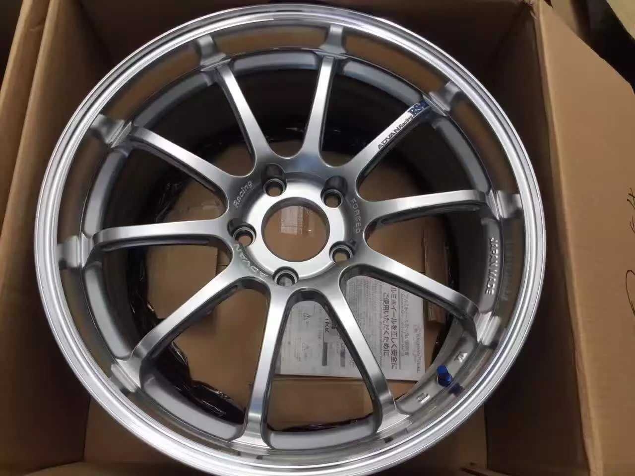 全新 極品 ，超輕鍛造，日本 橫濱ADVAN RS-DF ?  19寸