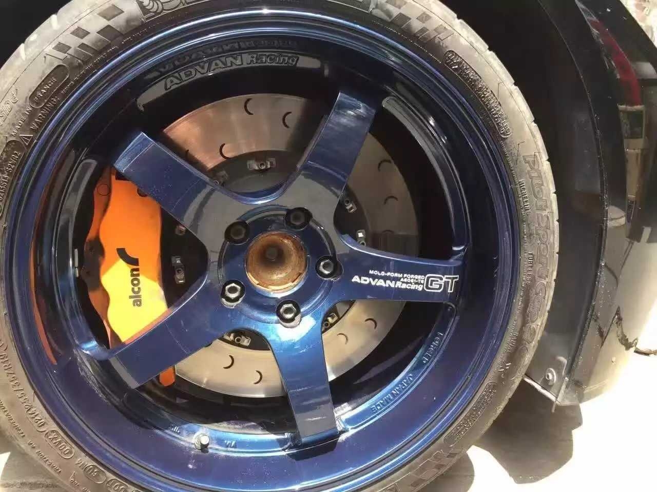 寶馬 M4 ，換橫濱 ADVAN GT 完工！