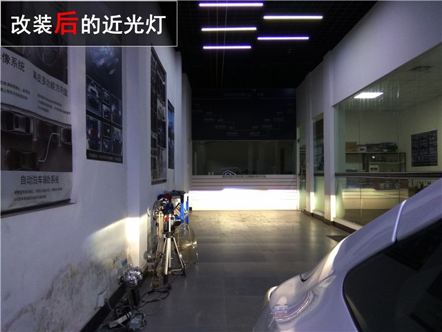 本田新飛度車(chē)燈改裝 Q5雙氙透鏡改裝 氙氣大燈升級(jí)改裝——清風(fēng)車(chē)影燈改