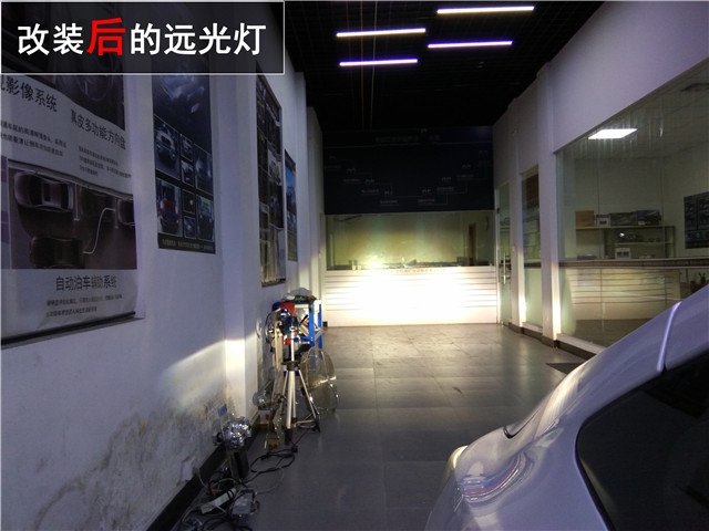 本田新飛度車(chē)燈改裝 Q5雙氙透鏡改裝 氙氣大燈升級(jí)改裝——清風(fēng)車(chē)影燈改