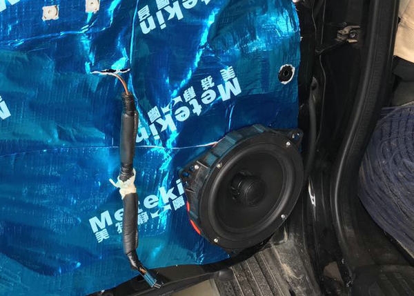 鐵漢柔情 五十鈴皮卡汽車音響改裝歌劇世家—陽江至上音樂