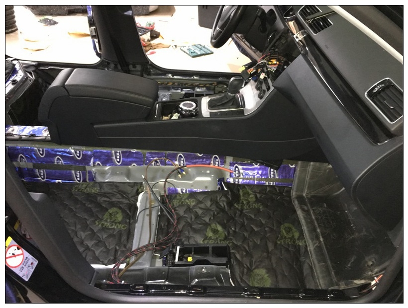 昆明大眾邁騰隔音降噪,汽車噪音解決就選大能隔音！