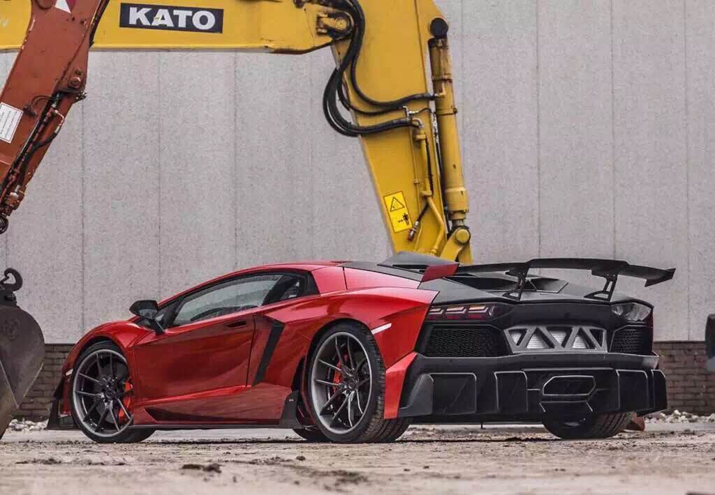 新款蘭博基尼LP700 720 750改裝DMC碳纖維前杠后杠尾蓋