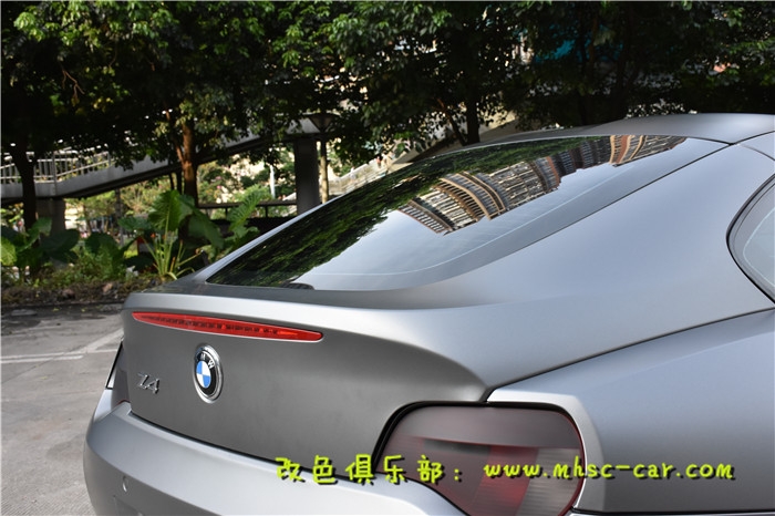 寶馬Z4貼膜改顏色 全車改色貼膜施工德國PWF電光金屬灰