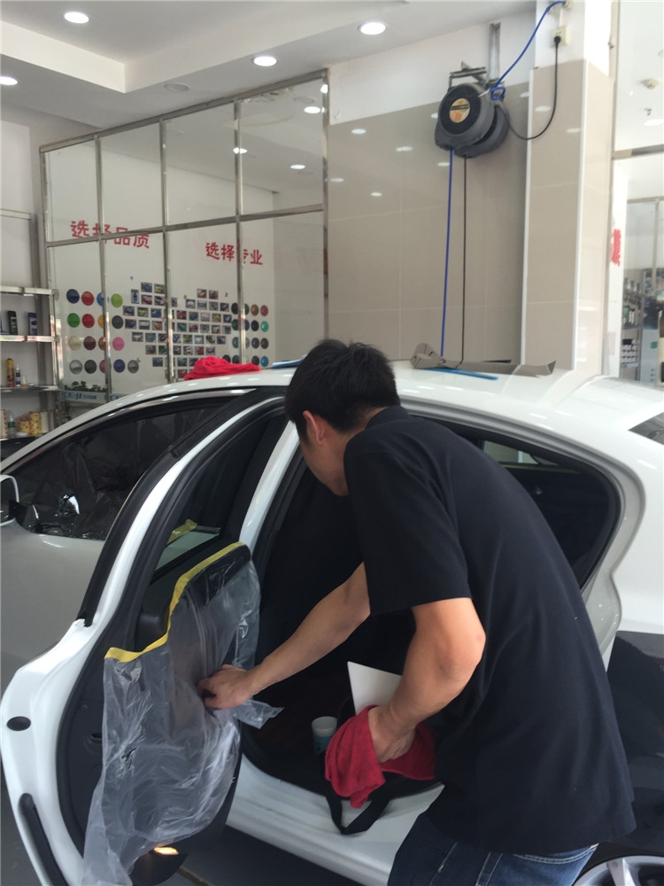 標(biāo)致508全車愛思酷膜施工效果