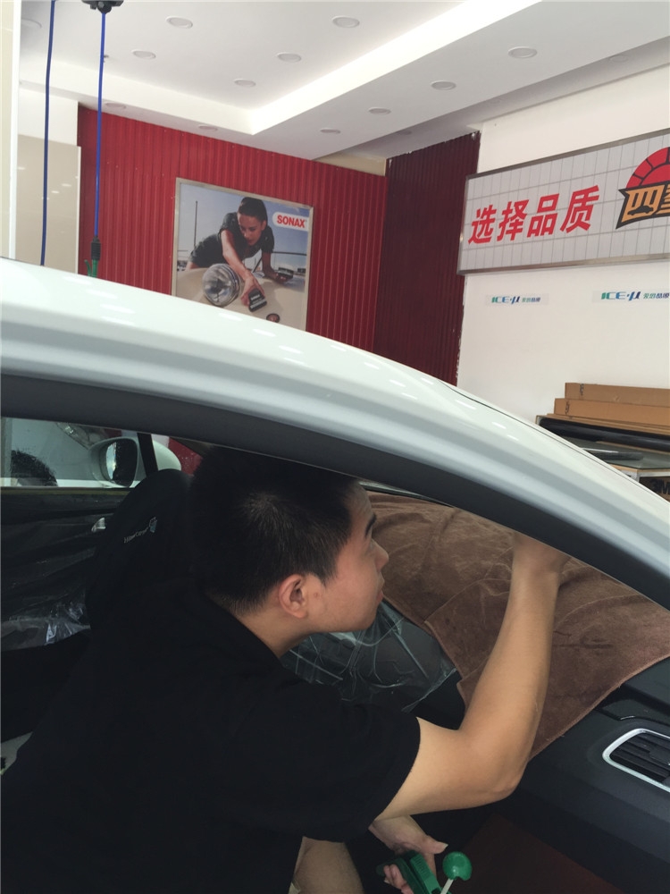 標(biāo)致508全車愛思酷膜施工效果