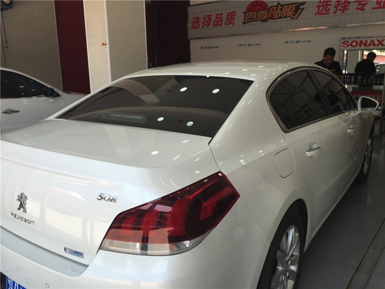 標(biāo)致508全車愛思酷膜施工效果