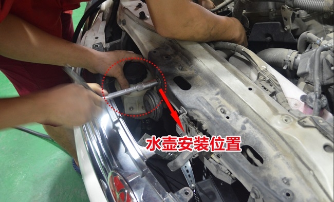 豐田銳志2.5提升動力節(jié)油改裝水冷型大功率電動渦輪增壓器LX3971S