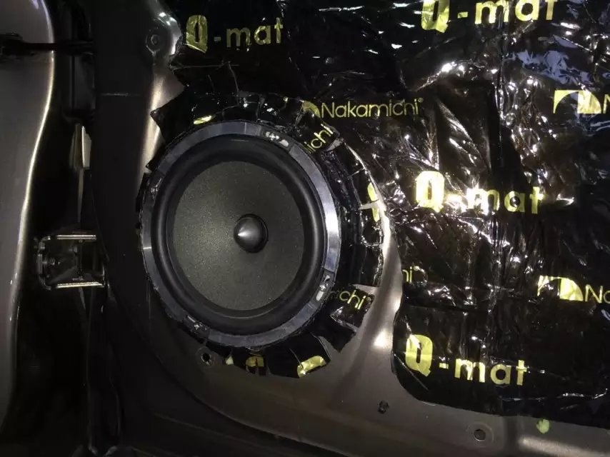 南寧途悅別克君越汽車音響改裝勁浪喇叭，捷力低音+【中道隔音】