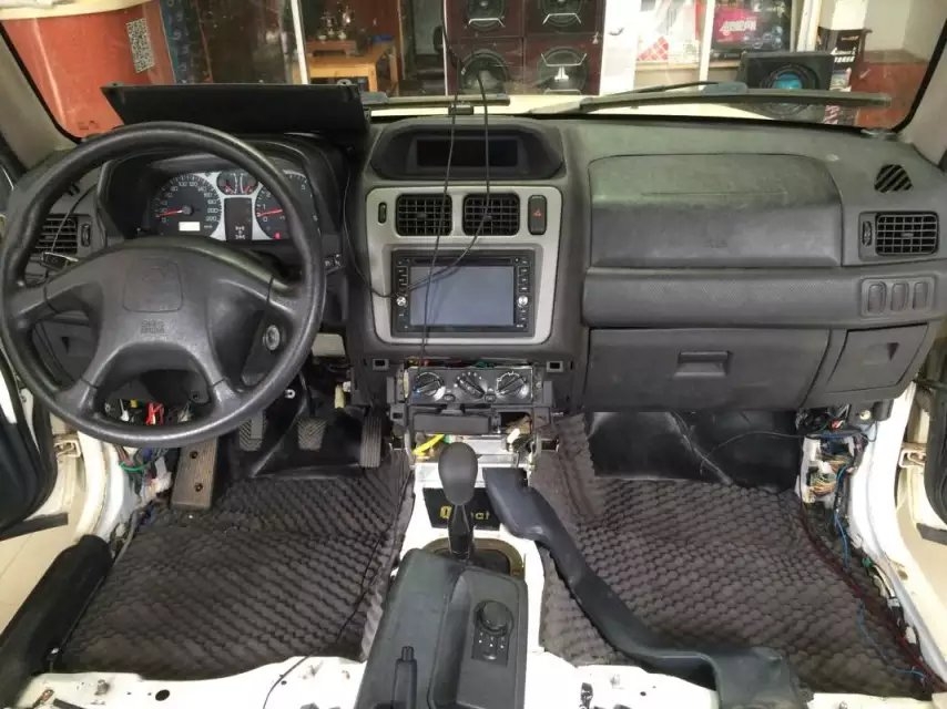 長豐獵豹飛騰全車中道隔音+賽倫科特檔火墻隔音－南寧途悅