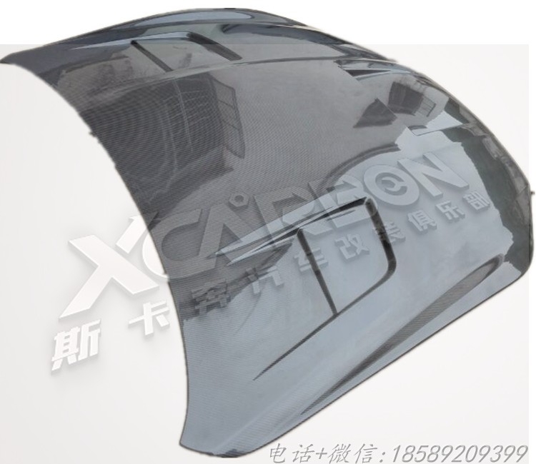 瑪莎拉蒂Maserati Ghibli改裝GT款碳纖維開孔頭蓋
