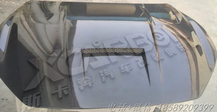 瑪莎拉蒂Maserati Ghibli改裝GT款碳纖維開孔頭蓋