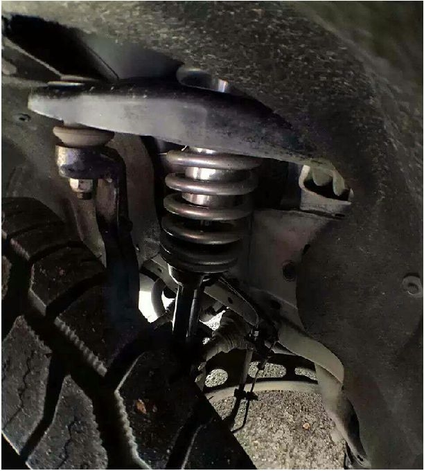 新款Jeep 大切諾基升高套件 ICON 2寸升高減震器