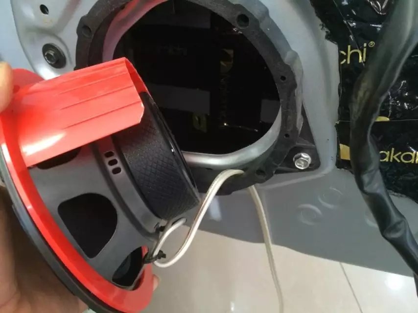 日產(chǎn)陽光音響改裝弗雷斯喇叭+中道隔音－南寧途悅音響