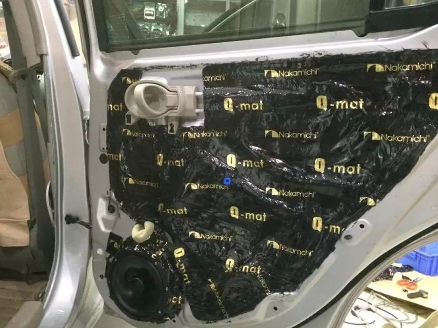 日產(chǎn)陽光音響改裝弗雷斯喇叭+中道隔音－南寧途悅音響