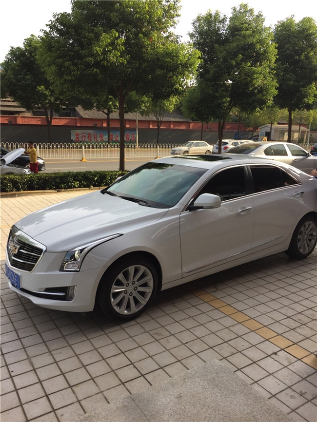 凱迪拉克全車(chē)龍膜隔熱膜 --四季貼膜南湖大道店出品