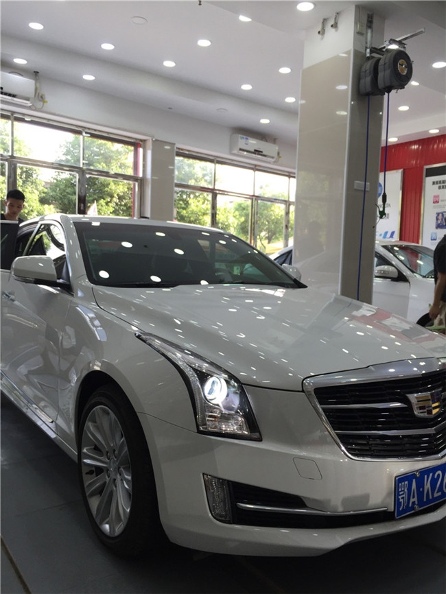 凱迪拉克全車(chē)龍膜隔熱膜 --四季貼膜南湖大道店出品