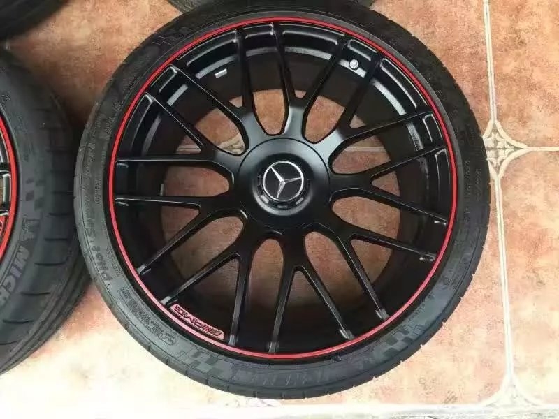 奔馳 新款 C63S．19寸一套，極品！