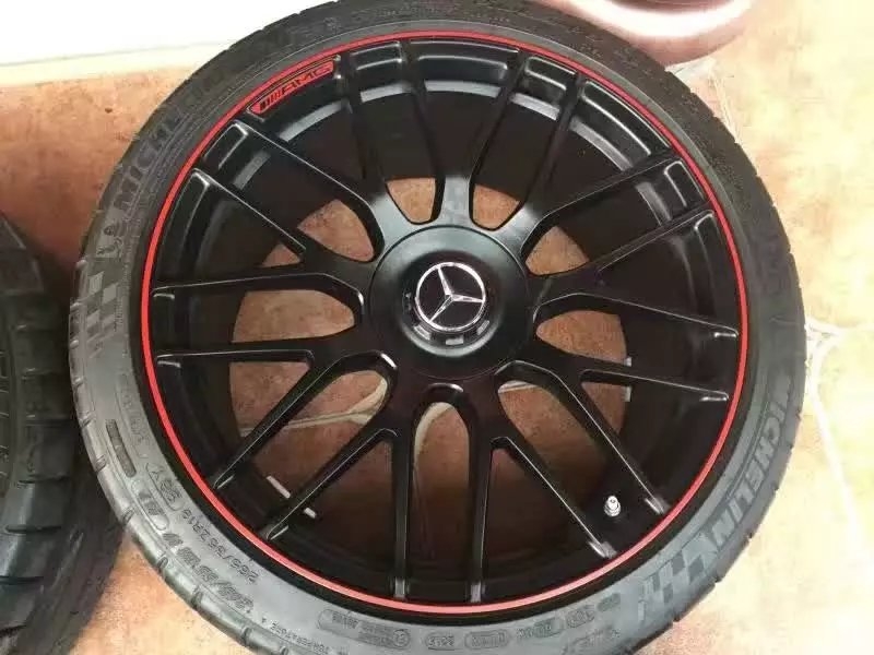 奔馳 新款 C63S．19寸一套，極品！