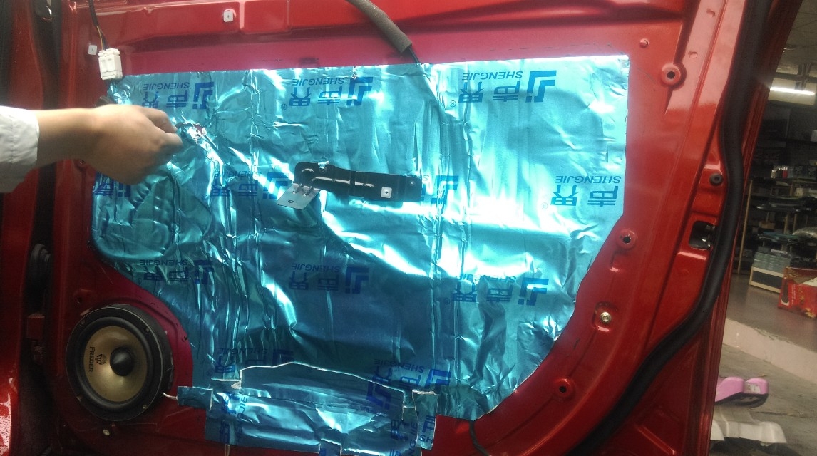 瑞虎5升級全球音導航 隔音加低音炮