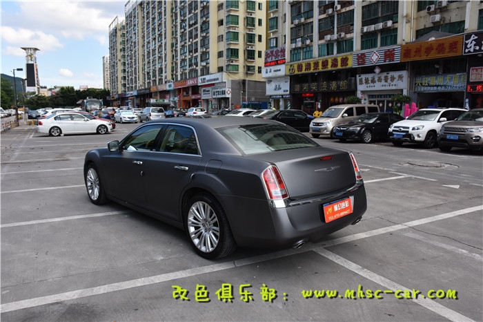 克萊斯勒300C全車貼膜改色深圳膜幻色彩改色實體店