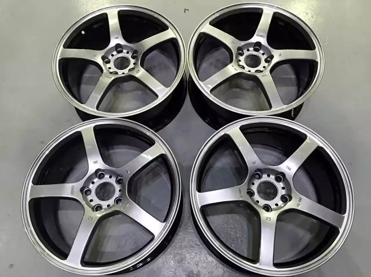 日本 鍛造  PRODRIVE  GC05F ? 18寸