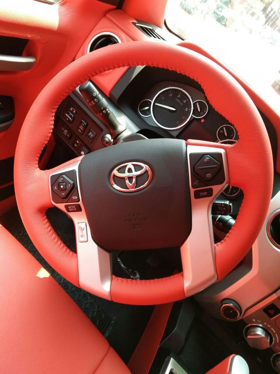 一樣的車，不一樣的風(fēng)格－－坦途