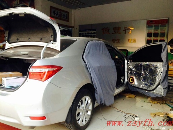 中山億豐行汽車音響改裝.生活應(yīng)找樂——豐田卡羅拉汽車音響改裝