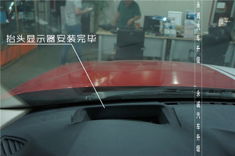 石家莊寶馬三系改HUD抬頭顯示，運(yùn)動(dòng)款328M方向盤【永誠(chéng)汽車升級(jí)】