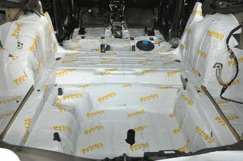 大眾邁騰全車美特靜隔音降噪工程——常州至上音樂(lè)