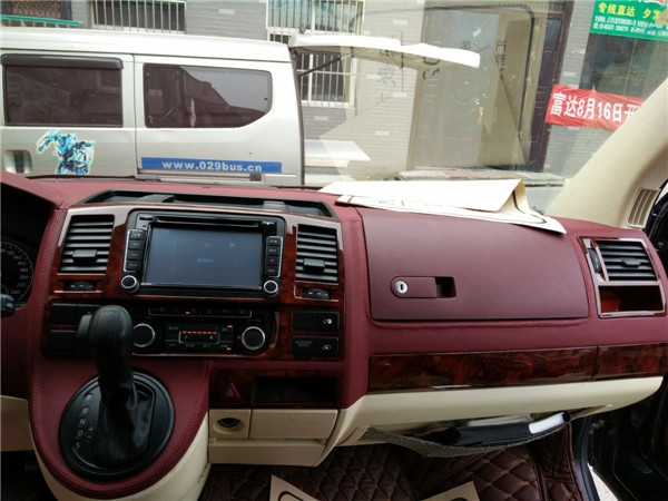 陜西西安商務(wù)車(chē)內(nèi)飾改裝/杰歌改裝之凱路威內(nèi)飾--用挑剔的眼光審視