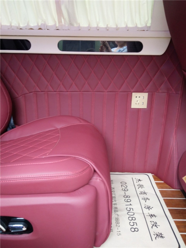 陜西西安商務(wù)車(chē)內(nèi)飾改裝/杰歌改裝之凱路威內(nèi)飾--用挑剔的眼光審視
